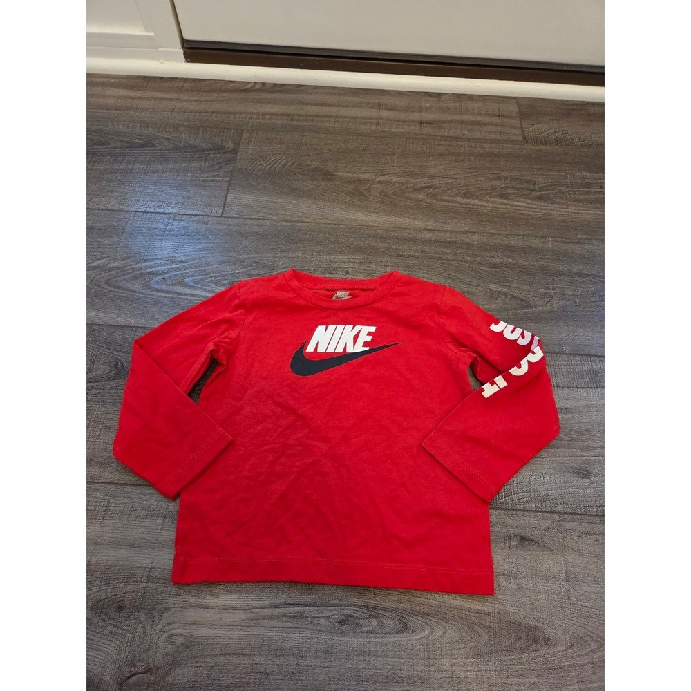 Nike baby boy top size 24 mos